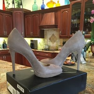 B Brian Atwood Fredrique Pumps